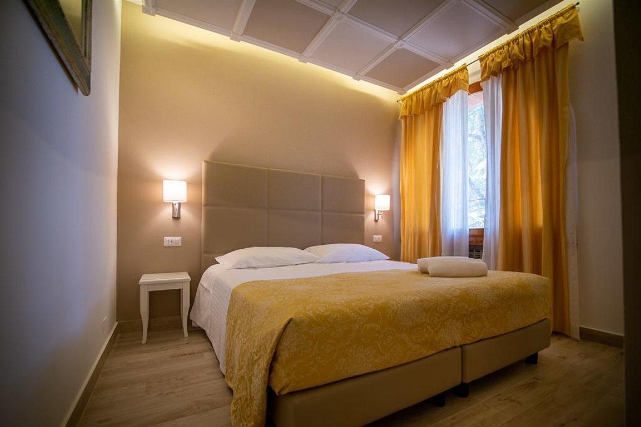 Hotel Villa San Giorgio Поджибонси Экстерьер фото