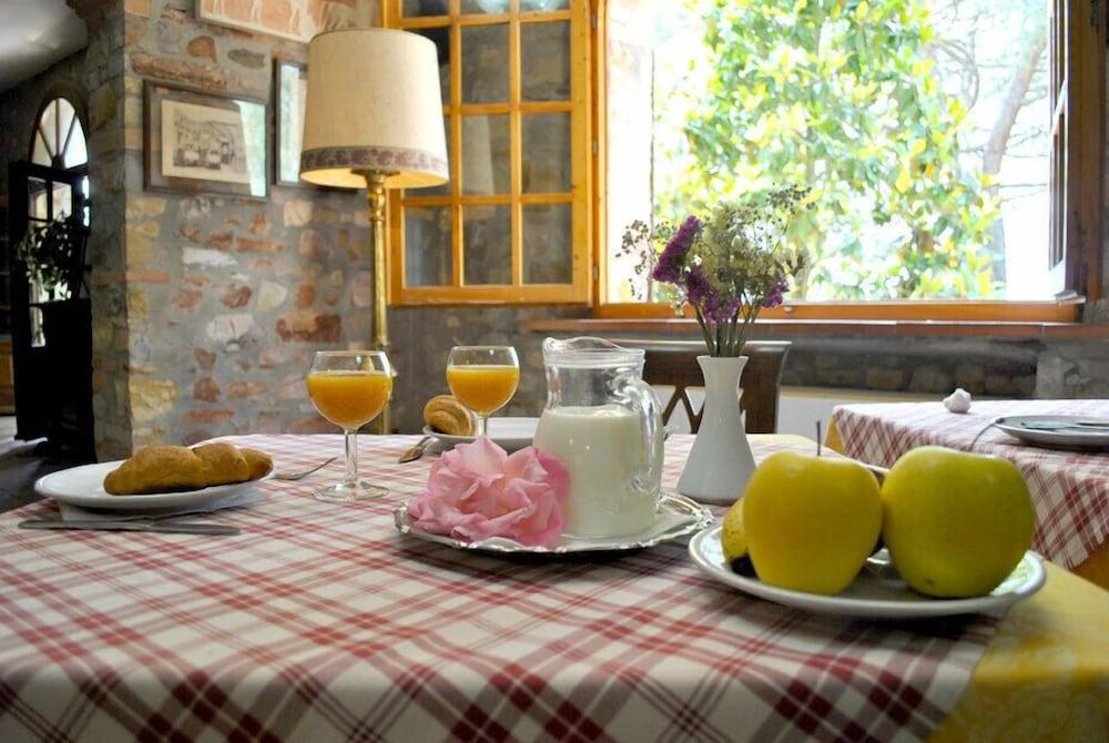 Hotel Villa San Giorgio Поджибонси Экстерьер фото